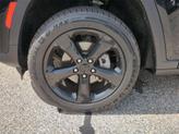 Thumbnail of 2023 Diamond Black Crystal Pearlcoat Jeep Grand Cherokee