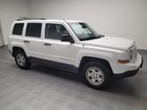 Thumbnail of 2016 Bright White Clearcoat Jeep Patriot