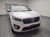 Thumbnail of 2018 Snow White Pearl Kia Sorento