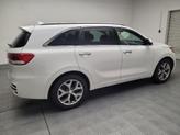 Thumbnail of 2018 Snow White Pearl Kia Sorento