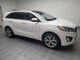 Thumbnail of 2018 Snow White Pearl Kia Sorento