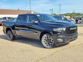 Photo of 2026 Diamond Black Crystal Pearlcoat RAM 1500