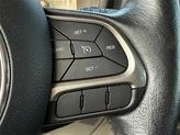 Thumbnail of 2022 Alpine White Clearcoat Jeep Renegade