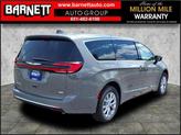 Thumbnail of 2025 Ceramic Gray Clearcoat Chrysler Pacifica