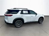 Thumbnail of 2025 Everest White P Nissan Pathfinder