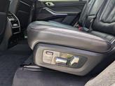 Thumbnail of 2020 Black Sapphire Metallic BMW X7