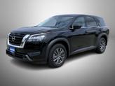Photo of 2023 Super Black Nissan Pathfinder
