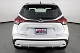 Thumbnail of 2023 Aspen White Tricoat/Super Black Nissan Kicks