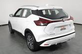 Thumbnail of 2023 Aspen White Tricoat Nissan Kicks
