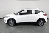 Thumbnail of 2023 Aspen White Tricoat Nissan Kicks