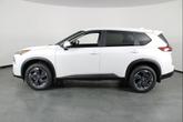 Thumbnail of 2026 Everest White Pearl Tricoat Nissan Rogue