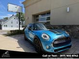 Thumbnail of 2016 Electric Blue Metallic MINI Hardtop
