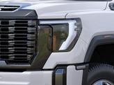 Thumbnail of 2025 White Frost Tricoat GMC Sierra 3500