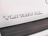 Thumbnail of 2019 Summit White GMC Yukon XL