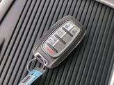Thumbnail of 2020 Bright White Clearcoat Chrysler Pacifica