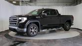 Thumbnail of 2022 Onyx Black GMC Sierra 1500