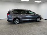 Thumbnail of 2021 Granite Crystal Clearcoat Metallic Chrysler Pacifica