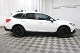 Thumbnail of 2019 Crystal White Pearl Subaru Outback