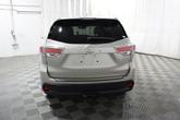 Thumbnail of 2016 Blizzard Pearl Toyota Highlander