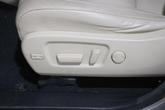 Thumbnail of 2016 Blizzard Pearl Toyota Highlander