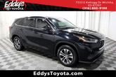 Photo of 2021 Midnight Black Metallic Toyota Highlander