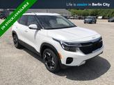 Photo of 2025 Snow White Pearl Kia Seltos