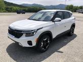 Thumbnail of 2025 Snow White Pearl Kia Seltos
