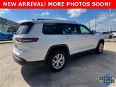 Thumbnail of 2023 Bright White Clearcoat Jeep Grand Cherokee L