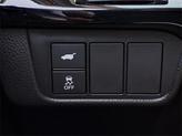 Thumbnail of 2025 sparkle silver metallic Honda CR-V