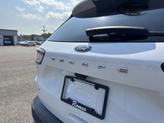 Thumbnail of 2022 Oxford White Ford Escape