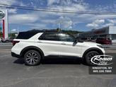 Thumbnail of 2025 Star White Ford Explorer