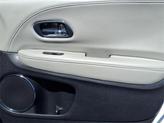 Thumbnail of 2022 Platinum White Pearl Honda HR-V