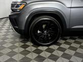Thumbnail of 2022 Platinum Gray Metallic Volkswagen Atlas
