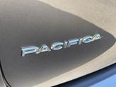 Thumbnail of 2023 Granite Crystal Metallic Clearcoat Chrysler Pacifica