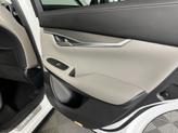 Thumbnail of 2024 White INFINITI QX50