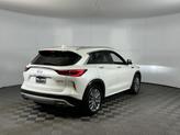 Thumbnail of 2024 White INFINITI QX50