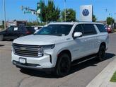 Thumbnail of 2023 Iridescent Pearl Tricoat Chevrolet Suburban