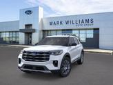 Thumbnail of 2025 Space White Metallic Ford Explorer