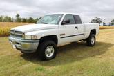 Thumbnail of 2001 Bright White Clearcoat Dodge Ram 2500