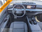 Thumbnail of 2025 White / Black Nissan Murano