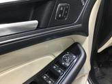 Thumbnail of 2019 White Platinum Ford Edge
