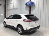 Thumbnail of 2019 White Platinum Ford Edge
