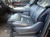 Thumbnail of 2023 Infinite Black Metallic Clearcoat Lincoln Navigator