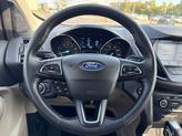Thumbnail of 2019 White Platinum Metallic Tri-Coat Ford Escape