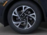 Thumbnail of 2025 Infinite Black Metallic Clearcoat Lincoln Nautilus