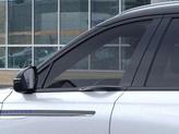 Thumbnail of 2025 White Platinum Clearcoat Metallic Lincoln Nautilus