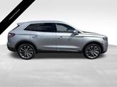 Thumbnail of 2022 Silver Radiance Metallic Clearcoat Lincoln Nautilus