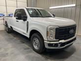 Photo of 2025 Oxford White Ford F-250