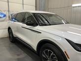 Thumbnail of 2024 White Platinum Clearcoat Metallic Lincoln Nautilus