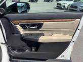 Thumbnail of 2018 White Diamond Pearl Honda CR-V